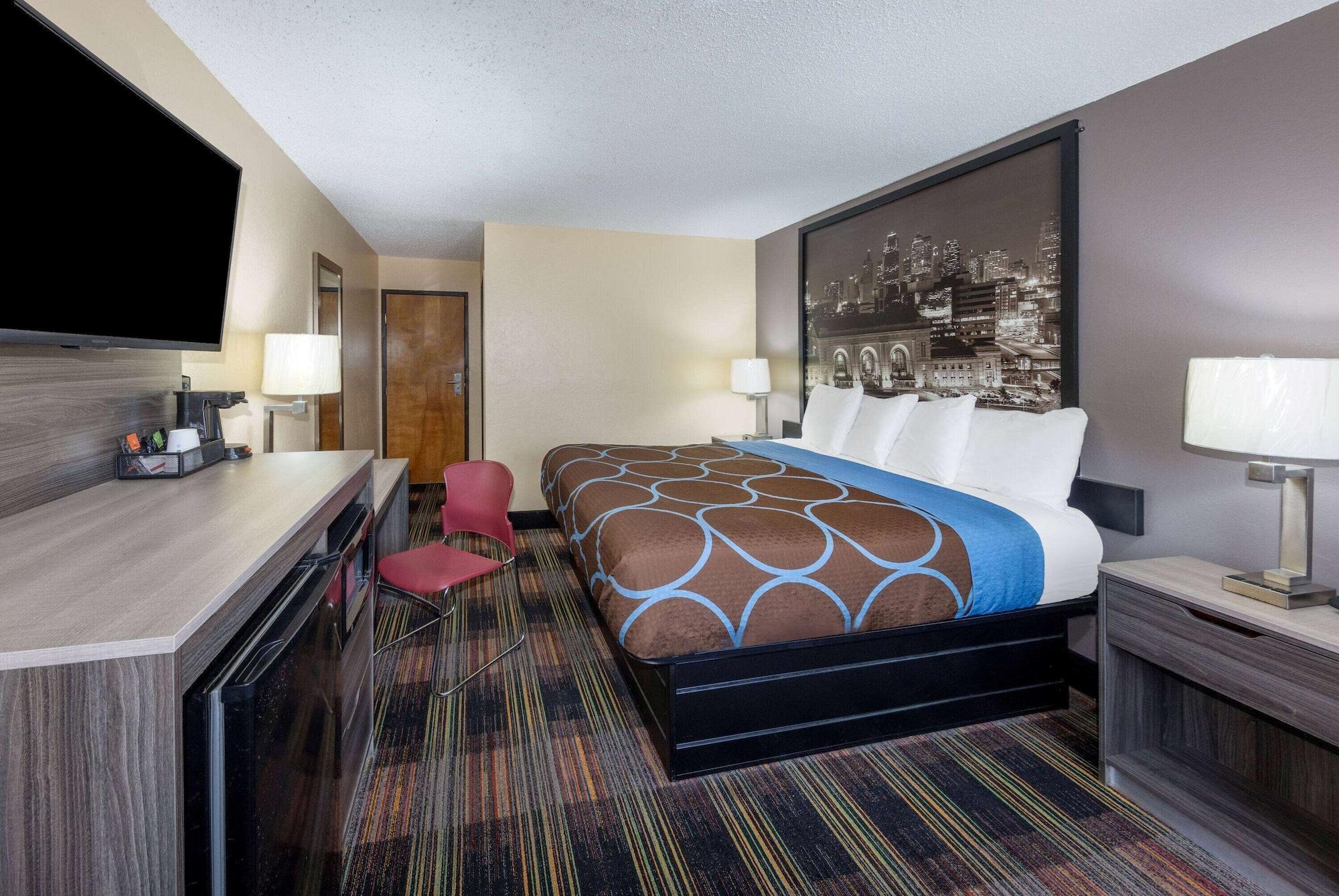Super 8 By Wyndham Kansas City At Barry Road/Airport Exterior foto