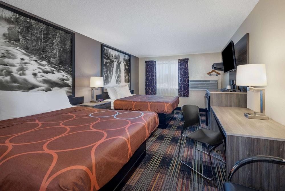 Super 8 By Wyndham Kansas City At Barry Road/Airport Exterior foto